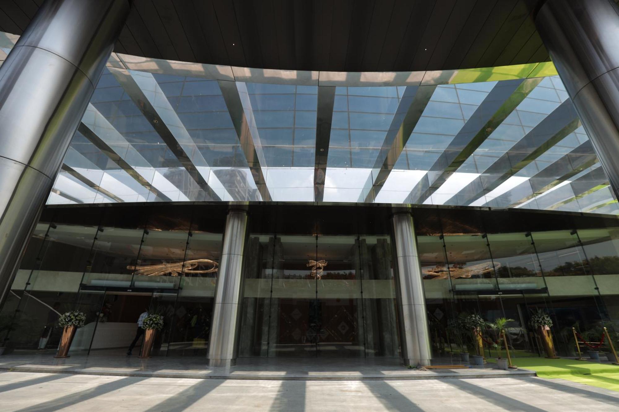 The World Surat Hotel Exterior foto